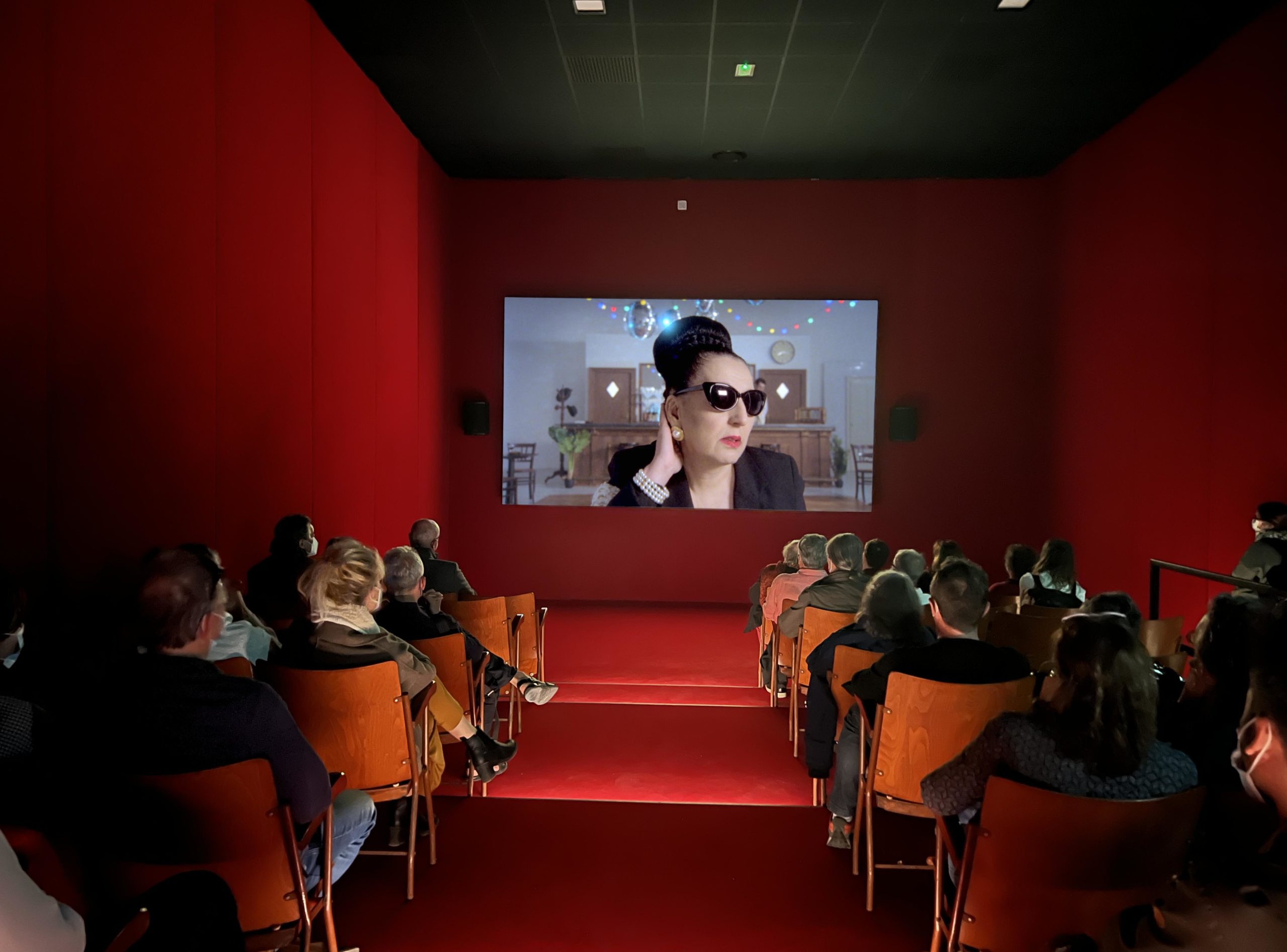 Cinema-room_5760x4263-scaled