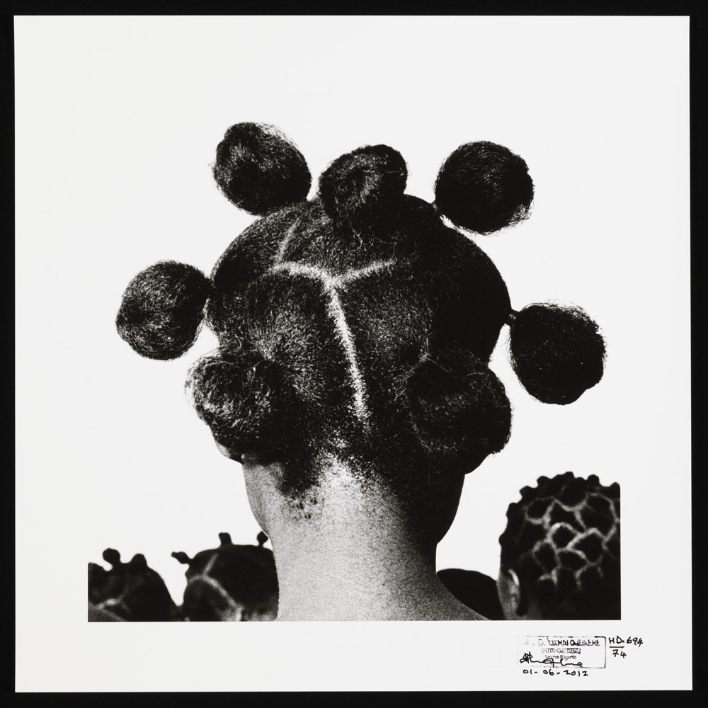 13.-J.D.-Okhai-Ojeikere,-Untitled-(Mkpuk-Eba)-1974,-printed-2012.-©-reserved.-Tate.