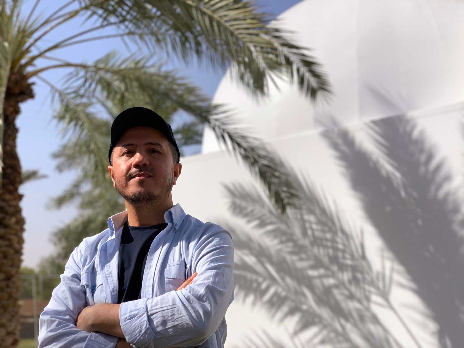 Portrait-de-Younes-Rahmoun--©-Carlos-Pérez-Marín-–-Riyadh,-2023